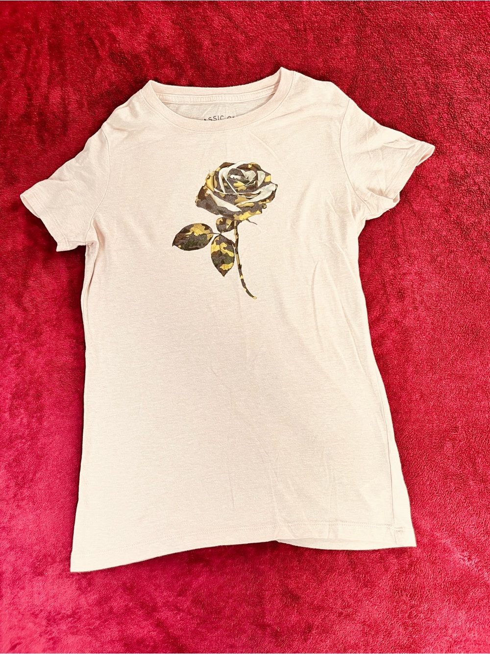 Aeropostale Cream Crewneck Tee with Gold Rose Print